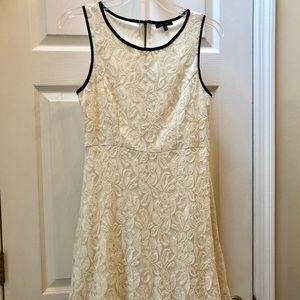 Mantra Sleeveless Off White Lace Dress Black trim